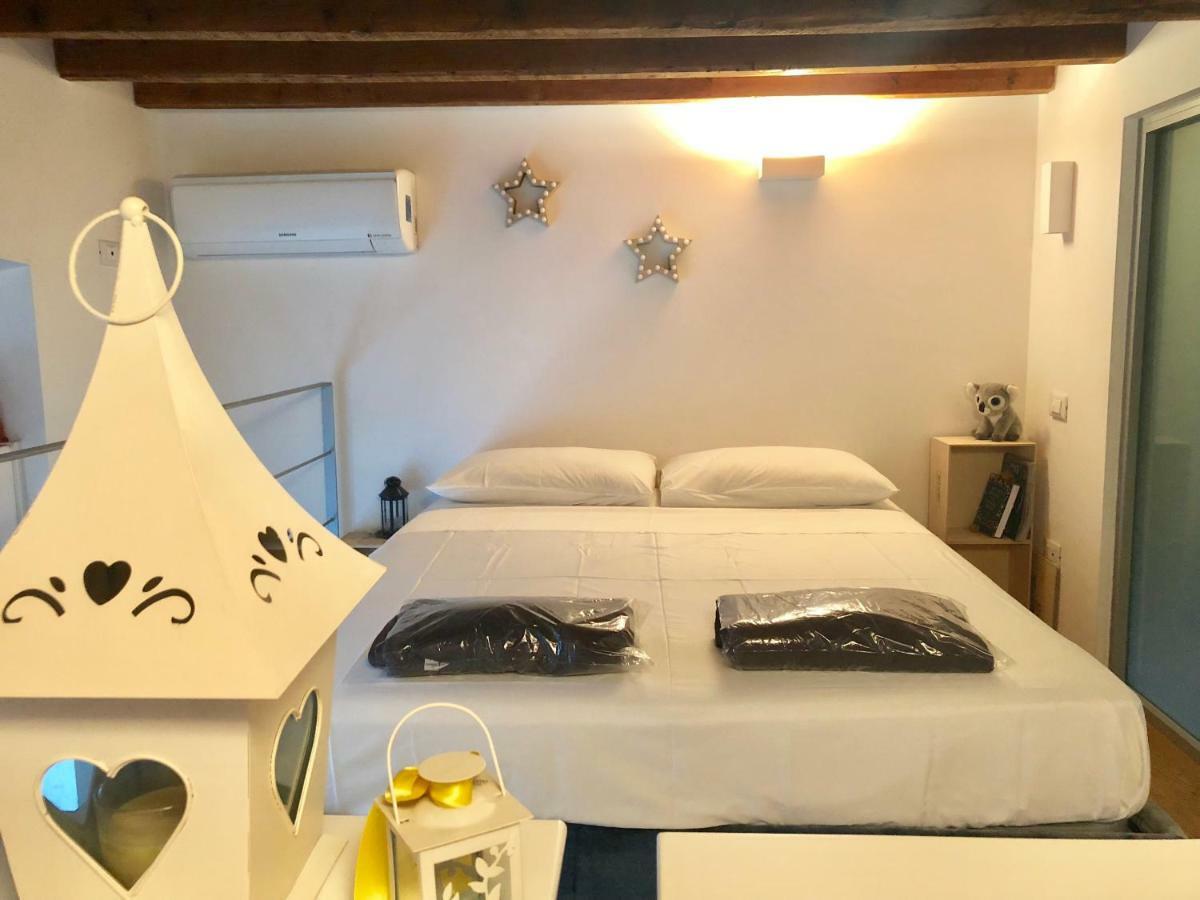 Appartement Lovely Loft Isola/garibaldi *